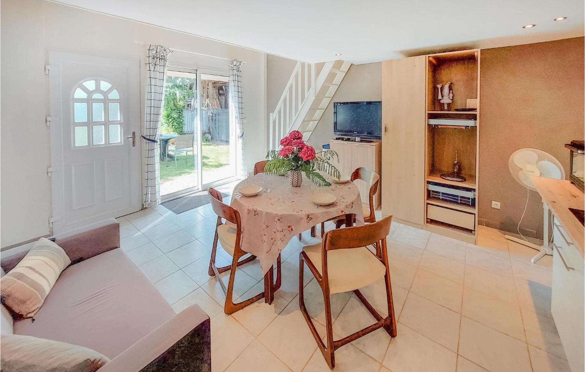 Gorgeous Home In Molinet With Wifi Eksteriør bilde